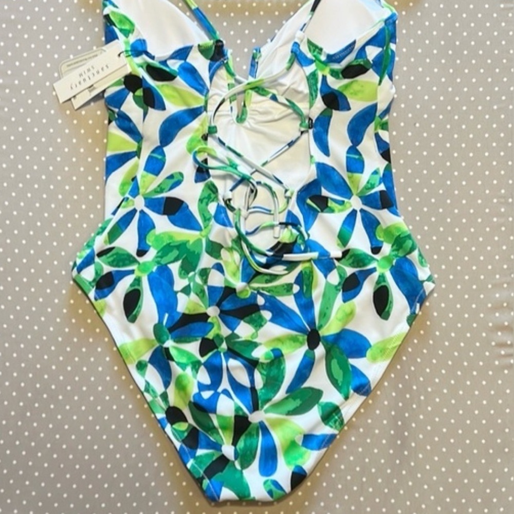 Sanctuary One Piece Swimsuit - Picture 4 of 8